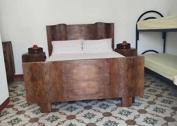 לינה וארוחת בוקר Dimora Marcelo 3*